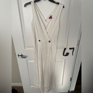 Vince camuto - white jumpsuit size 2